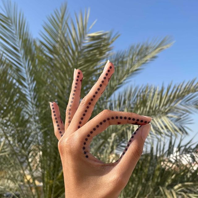 contemporary henna design ideas for this season