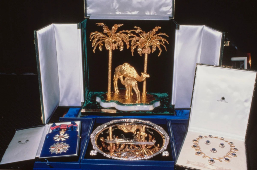 6 gifts Queen Elizabeth II received from Arab world leaders