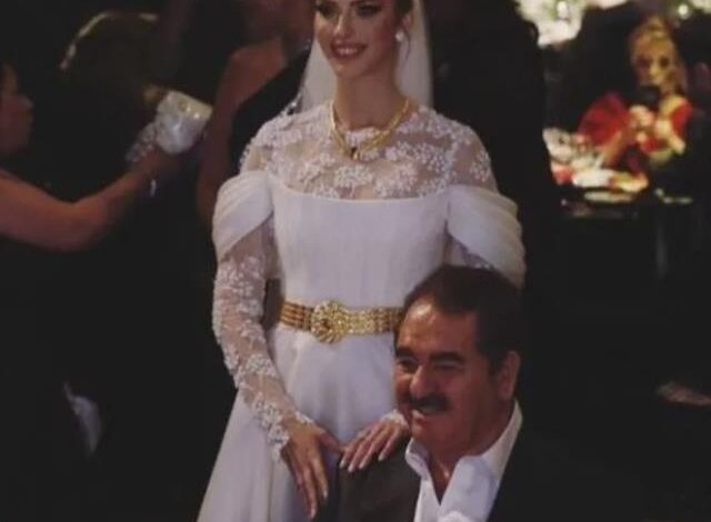 Singer Ibrahim Tatlises Gave His Daughter a Gold Belt Worth 450 Thousand TL