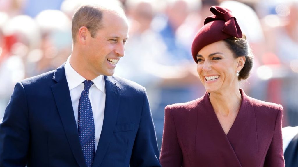 new palace for William and Kate Middleton's family... Is this the beginning of a different