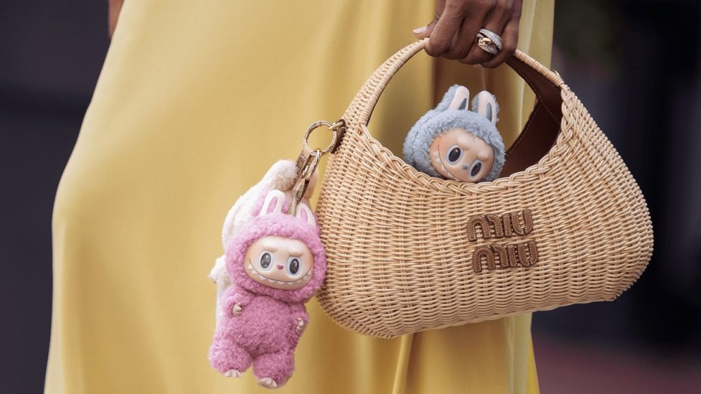 Labobo bids farewell to summer. What will replace it in the world of accessories?